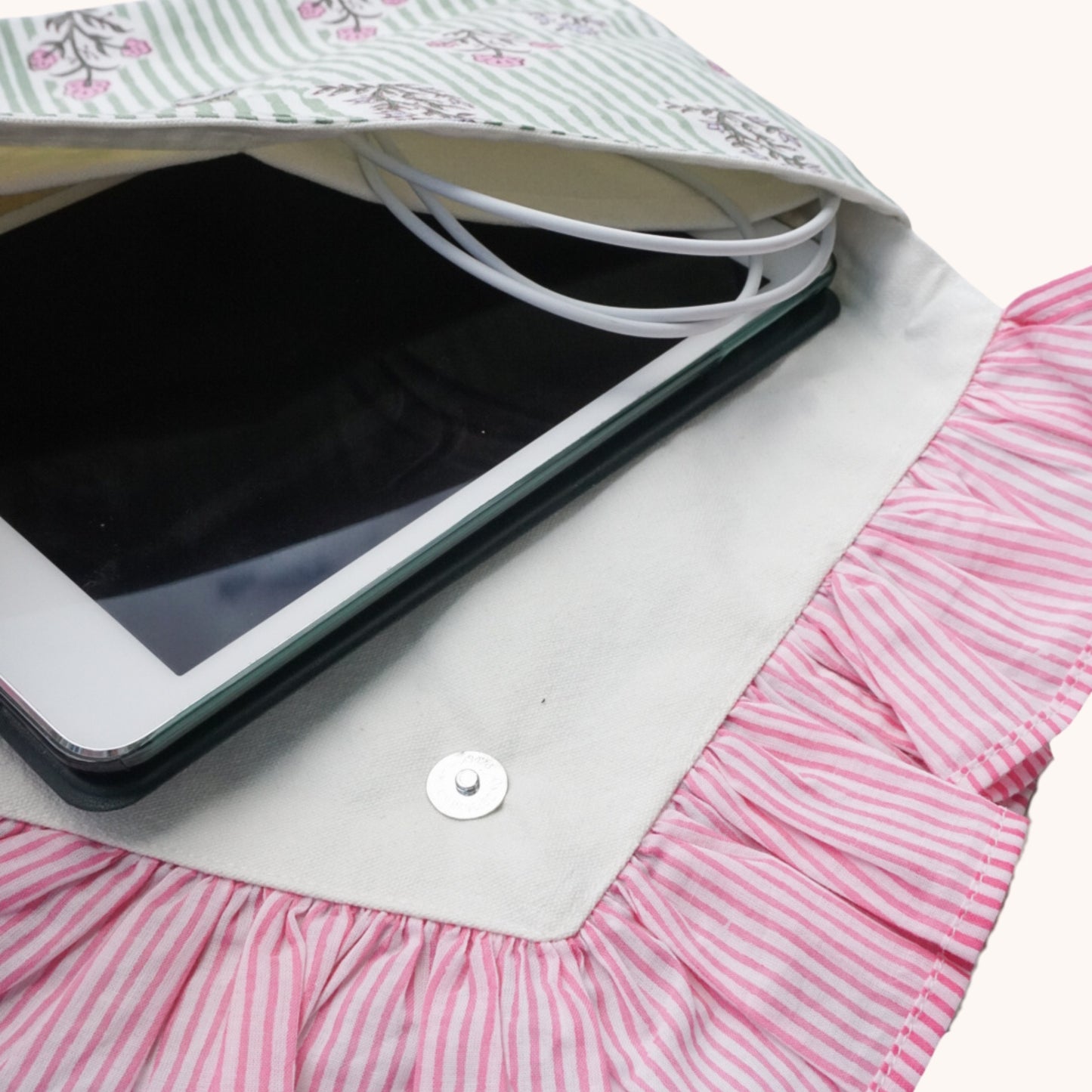 Lila Clutch Bag