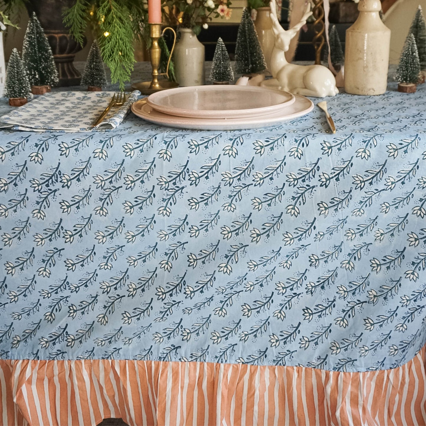 Elle Tablecloth in Blue