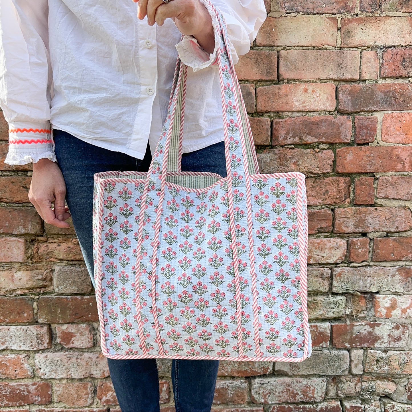 Fleurs Tote Bag