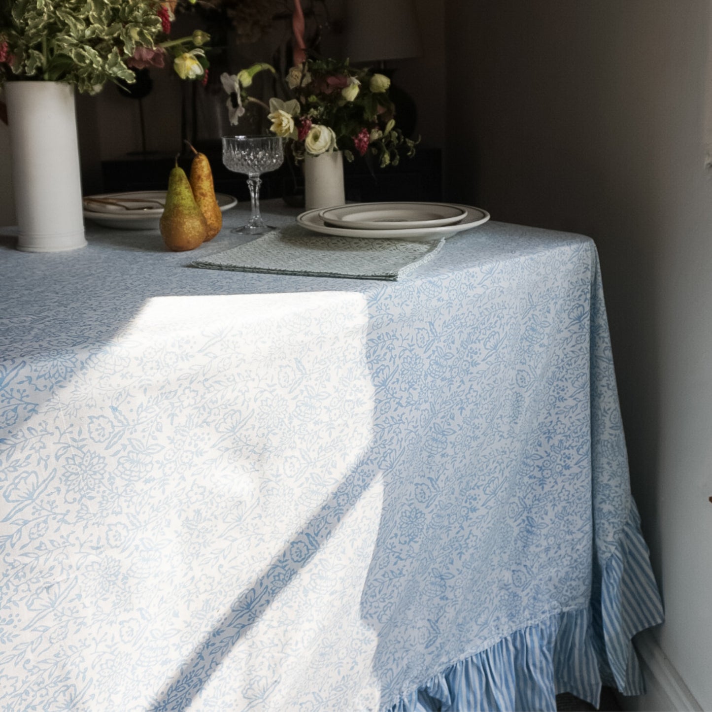 Hazel Tablecloth in Blue