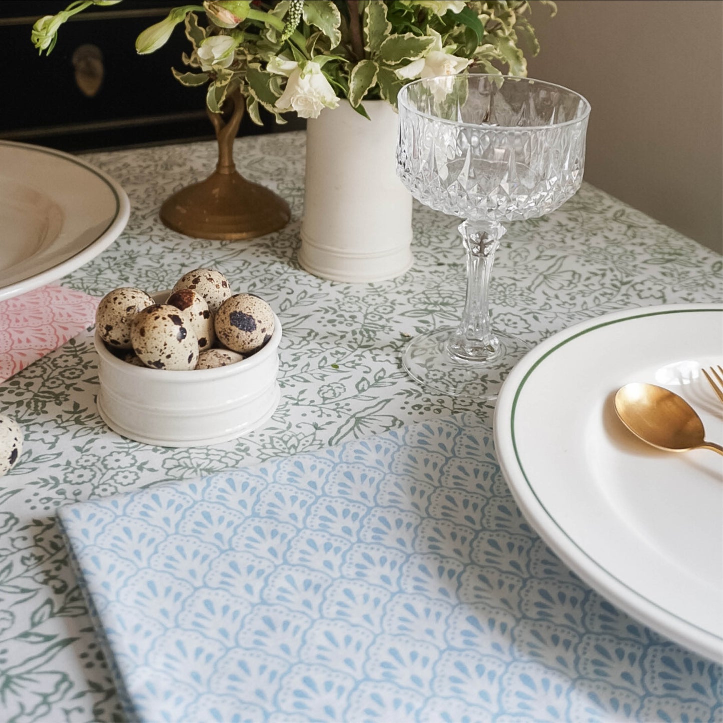 Scallop Napkins in Blue // Set of 4