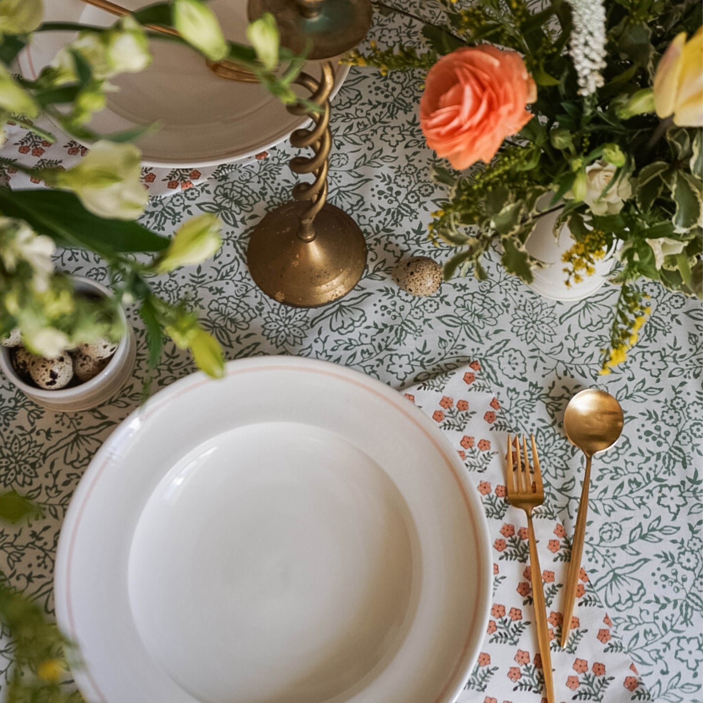 Green Hazel Tablecloth