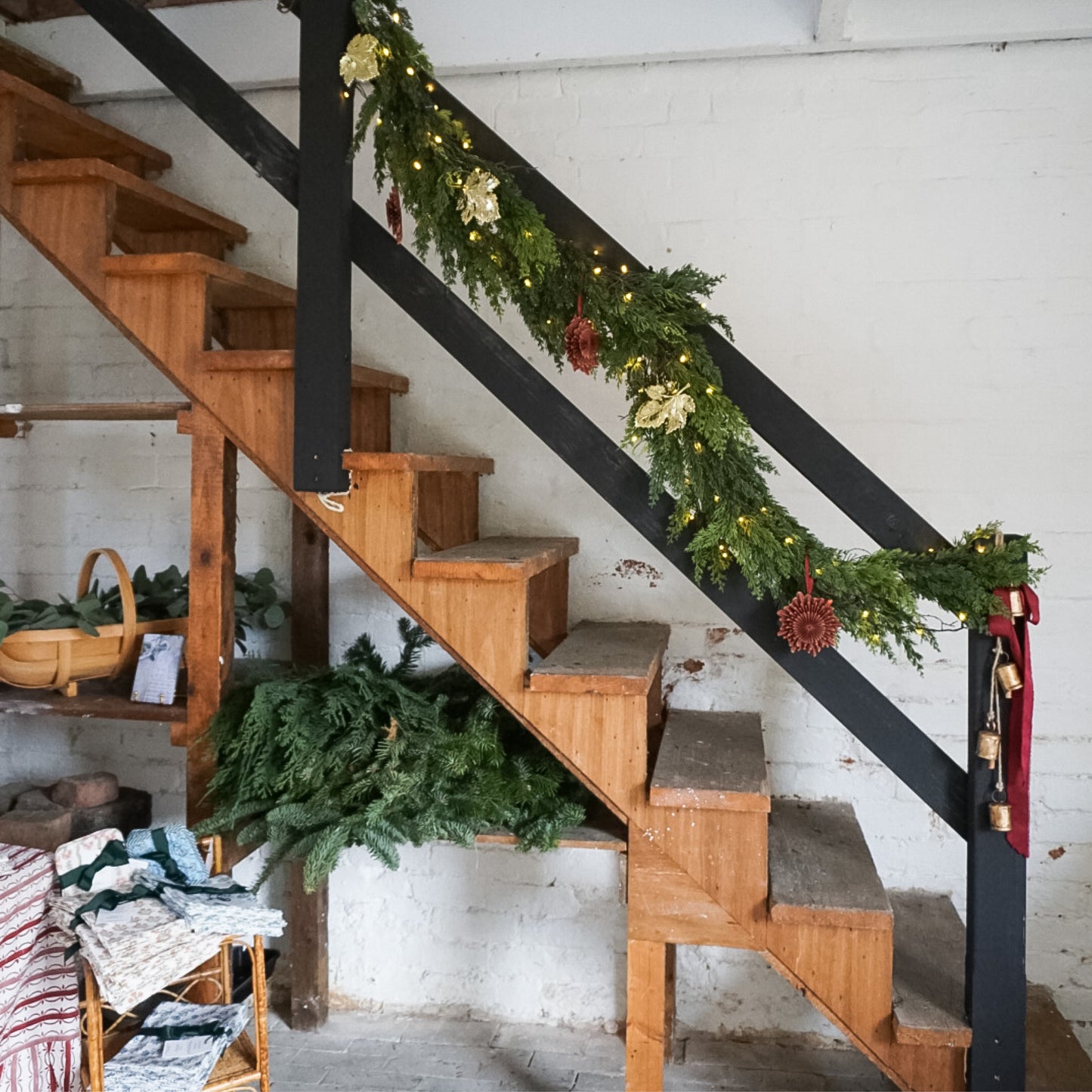 Christmas Wreath Workshop // Saturday 6th December 10am - 12pm