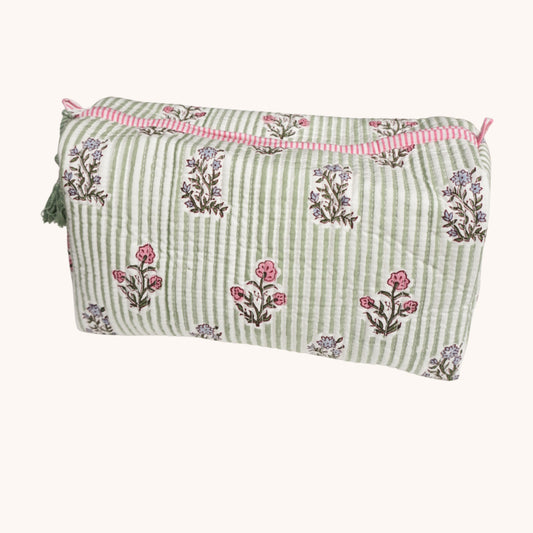 Green Lila Medium Wash Bag