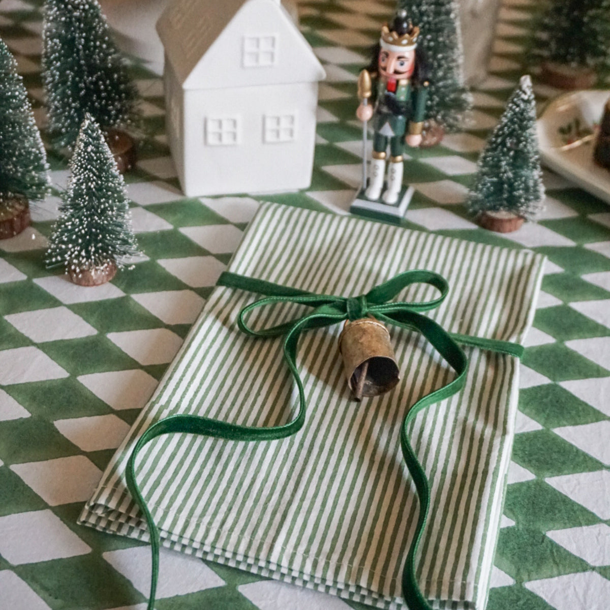 Harlequin Forest Green Tablecloth