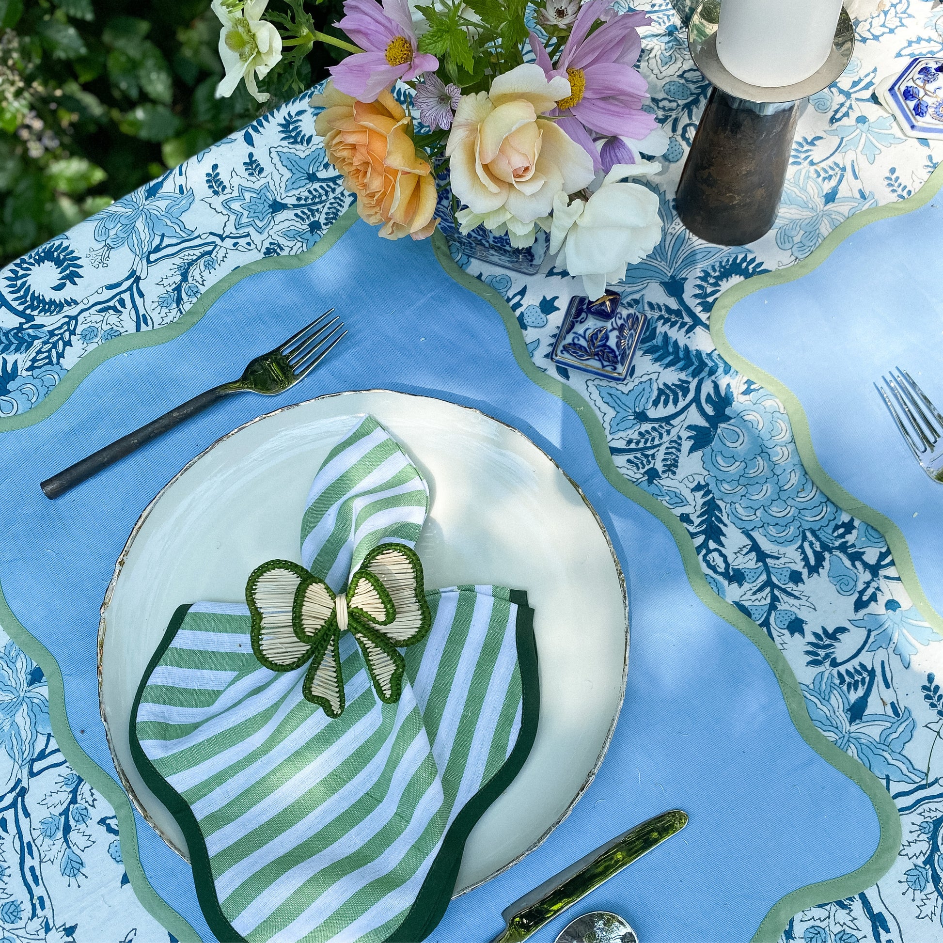 blue placemat with green edge for tablescape 