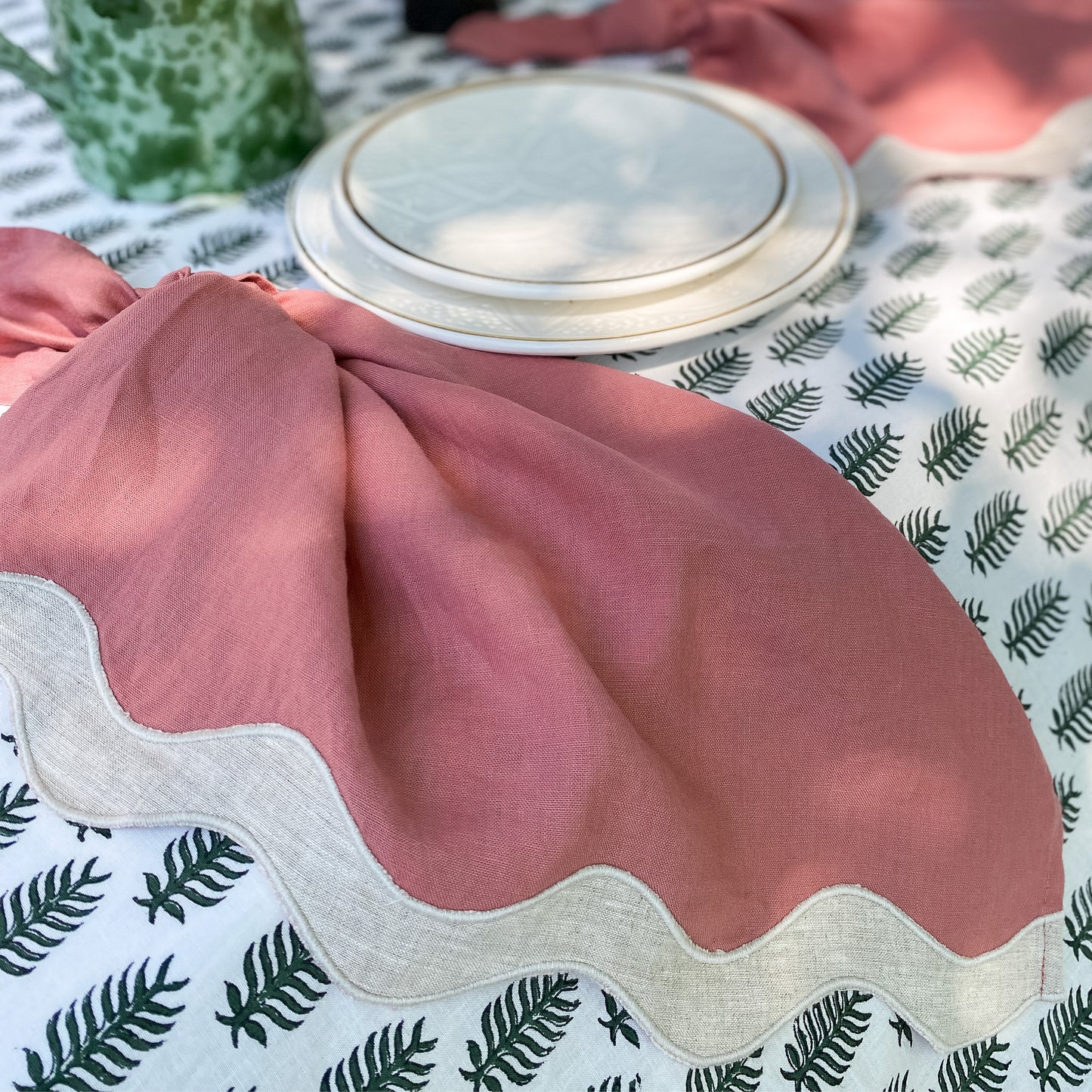 dusty pink linen napkins with wavy edge