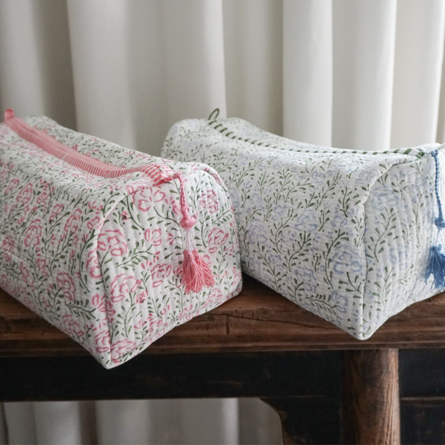 Faye Blue Wash Bag