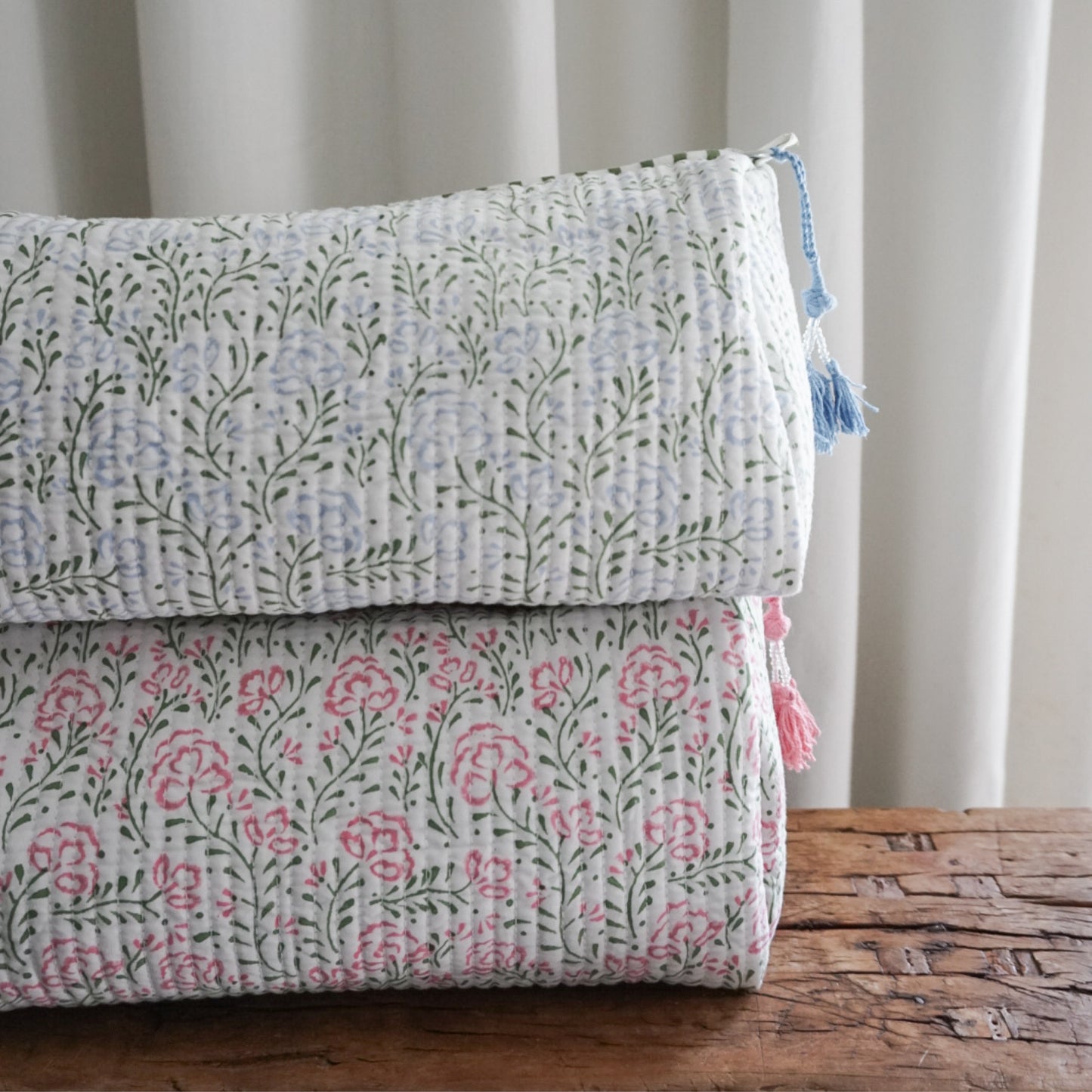 Faye Blue Wash Bag