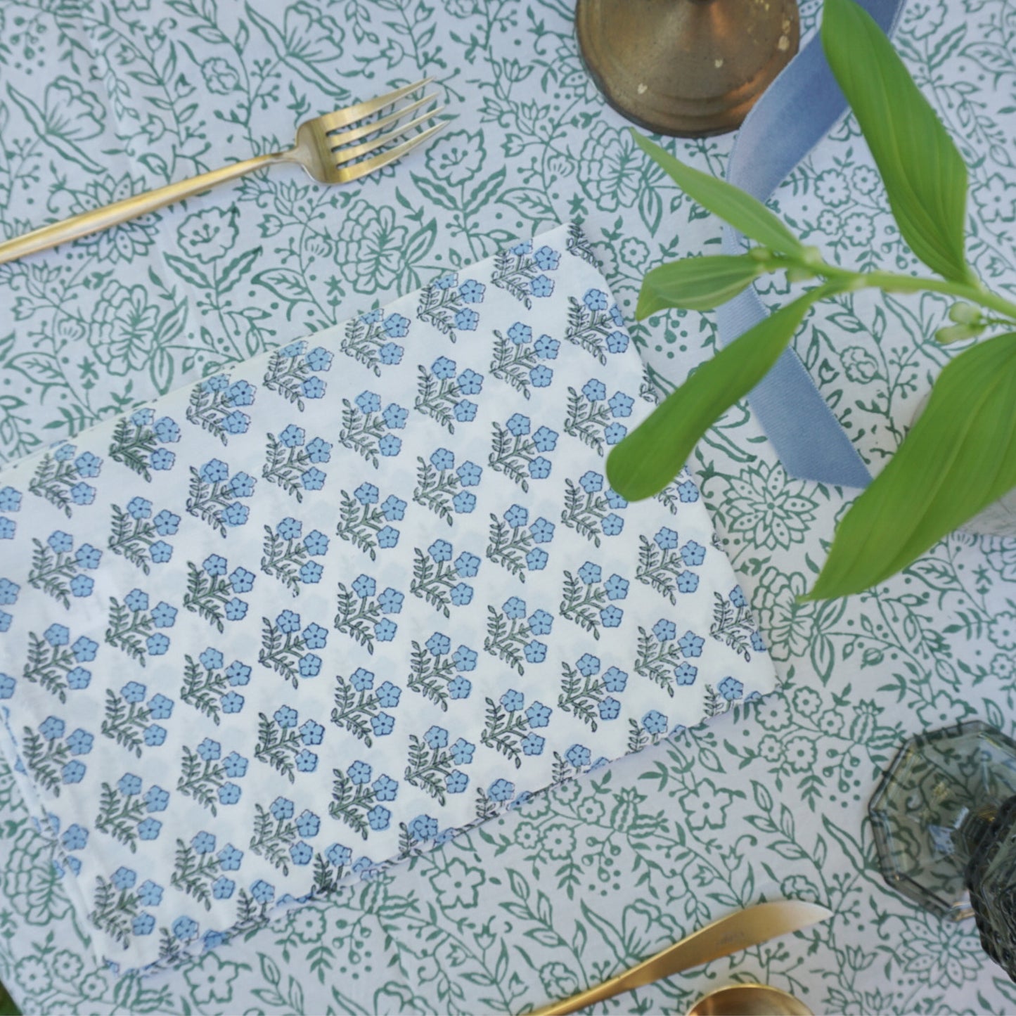 Fleur Napkins in Blue // Set of 4
