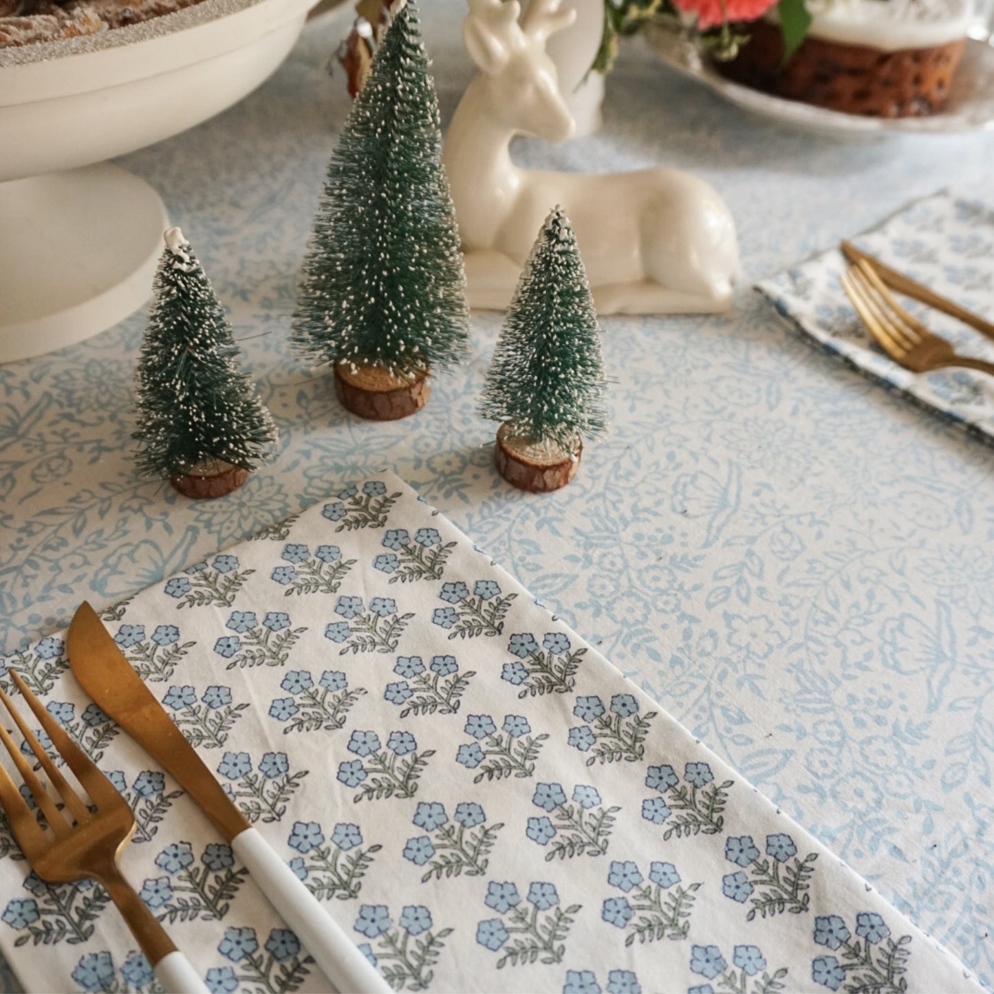 Fleur Napkins in Blue // Set of 4