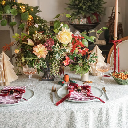 Hazel Tablecloth in Green