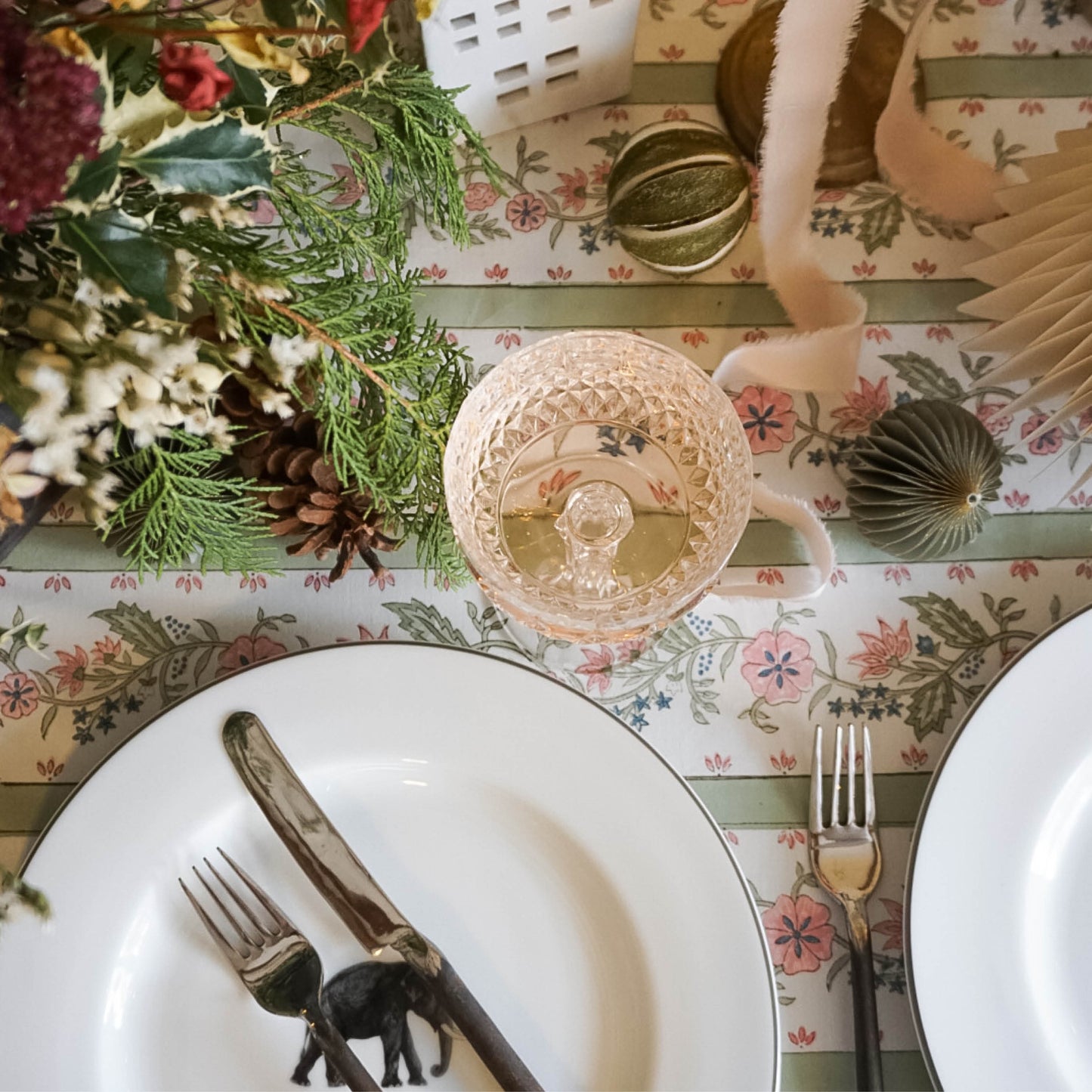 Juliette Tablecloth in Green