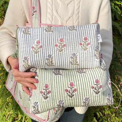 Green Lila Medium Wash Bag