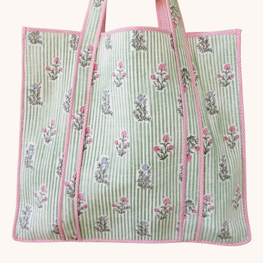 Lila Tote Bag