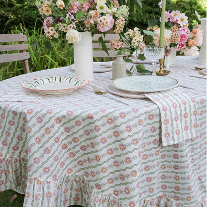 Thea Green Wavy Tablecloth