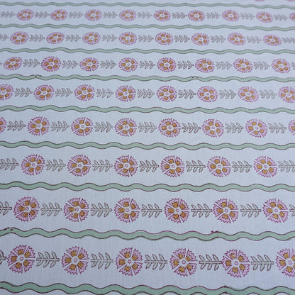 Thea Green Wavy Tablecloth