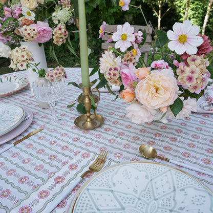 Thea Green Wavy Tablecloth