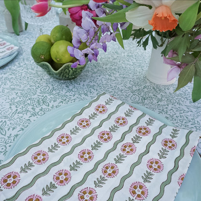 Thea Green Wavy Napkins // Set of 4