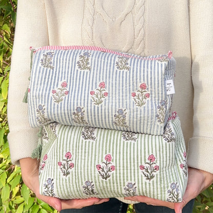 Blue Lila Medium Wash Bag